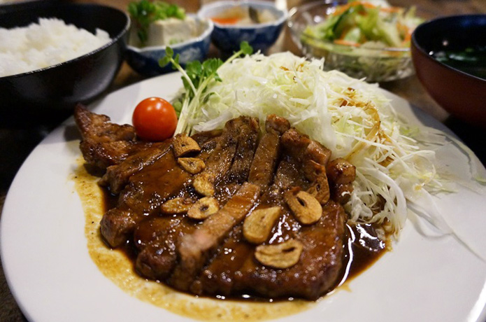 グルメなら見逃せない「生姜焼き街道」って知っていますか？