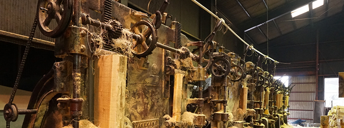 豊かな自然を原料に…。機械に萌える工場めぐり