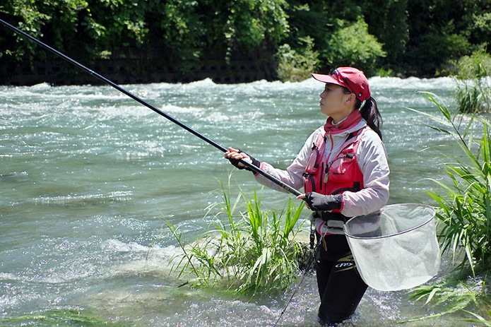 女流アユ釣り師に訊く、「友釣りってむずかしいですか？」