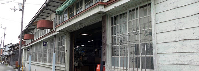 ＜高校生通信員スペシャル＞心休まる憩いの空間、歴史を感じる建築物。高校生が訪ねる「佐川酒蔵ロード」